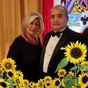 Meet your Posher, Egda